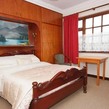 Alderhaven Country 3* كيلارني