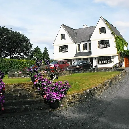 Alderhaven Country